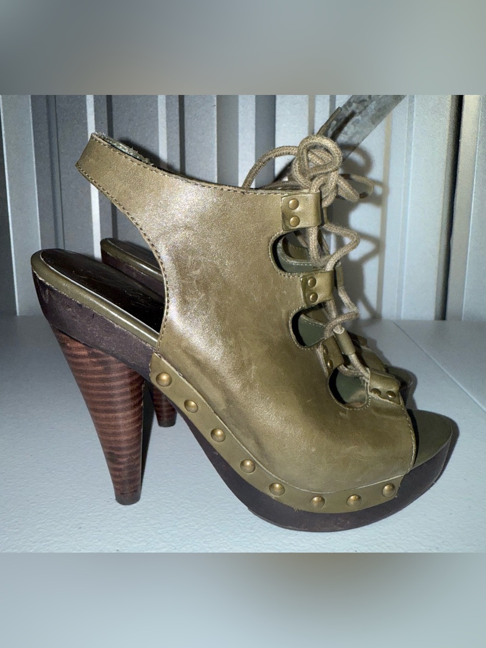 Y2k Fergie heels size 7.5